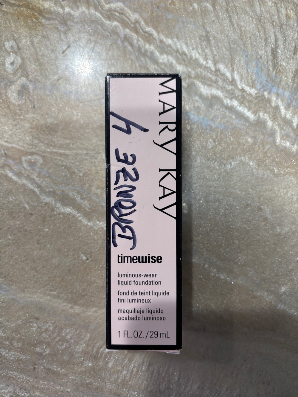 Mary Kay Timewise BRONZE 4 luminous-wear liquid foundation / New in Box